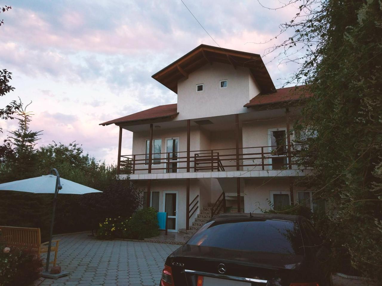 Guest House Leto Dolinka Kültér fotó